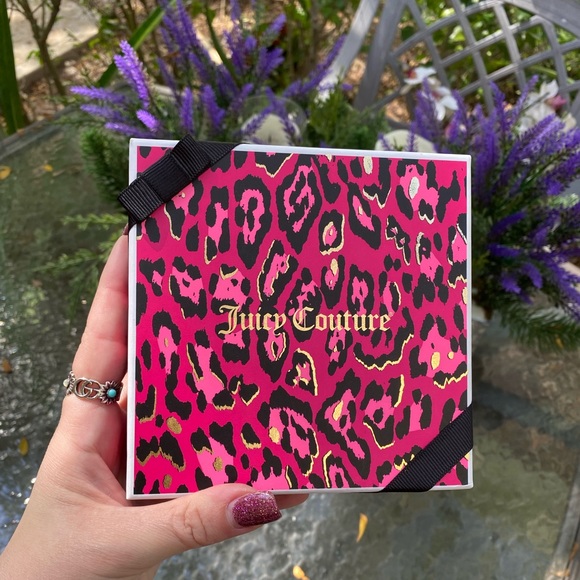 Juicy Couture Logo Gold & Crystal Heart Chain Necklace with Box - Picture 12 of 16